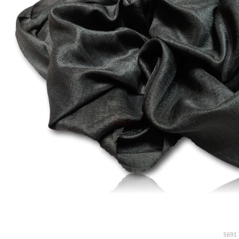 Soft Raw Silk 44 Inches Dyed Per Metre