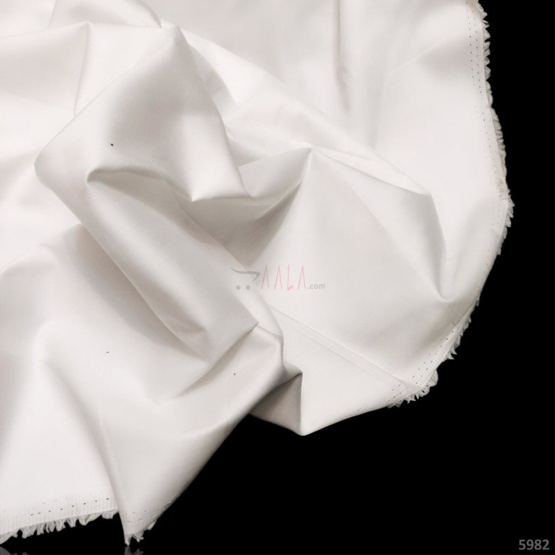 Sateen Cotton 44 Inches Dyeable Per Metre 