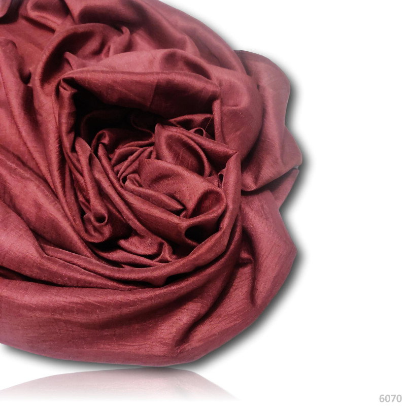 Soft Raw Silk 44 Inches Dyed Per Metre 