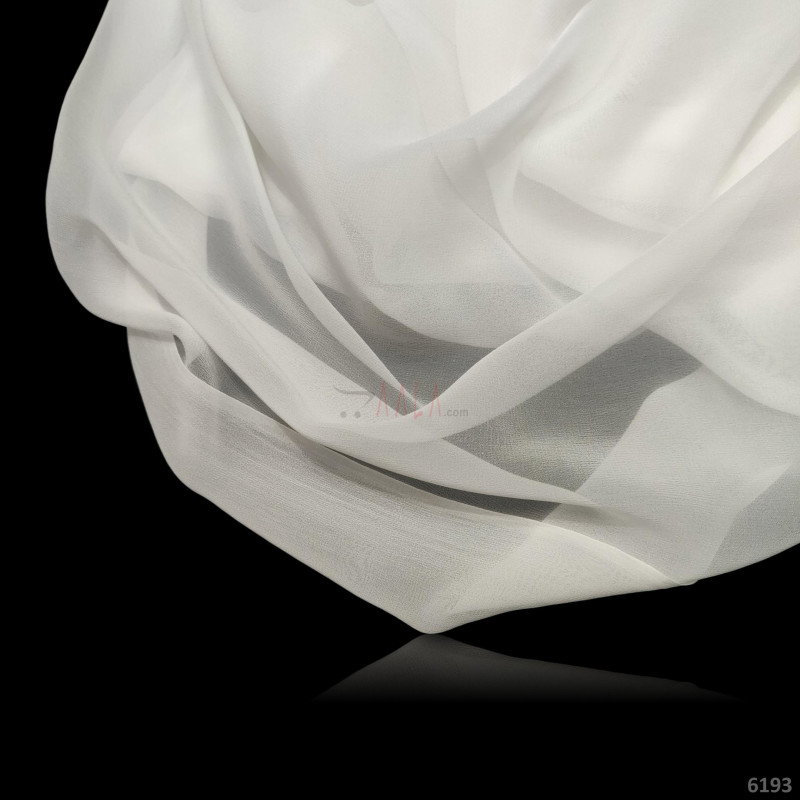 Real Georgette 40 Grams 44 Inches Dyeable Per Metre