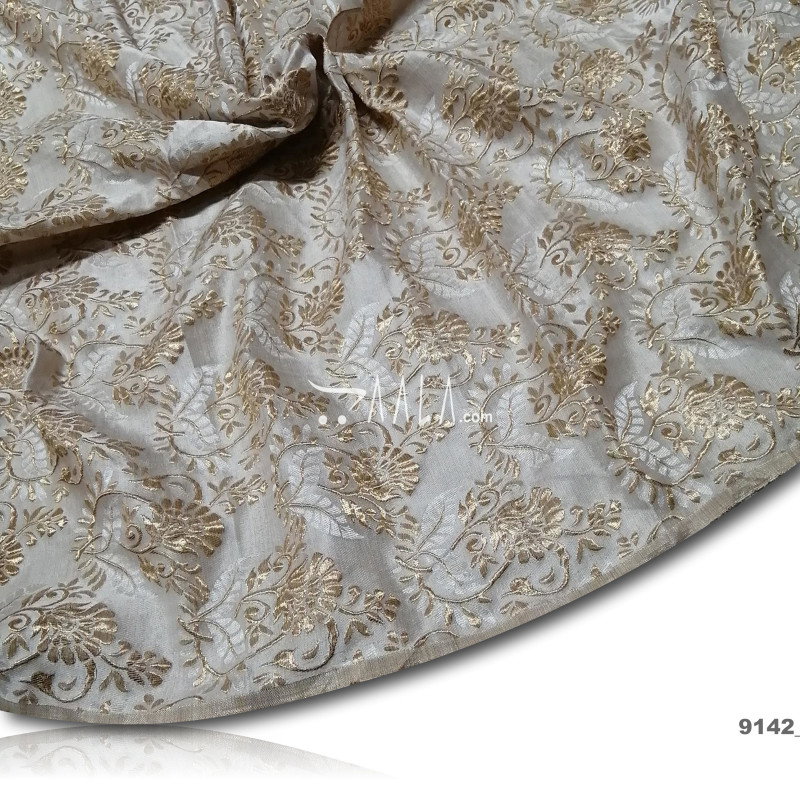 Banarsi Jamawar Viscose 44-Inches DYEABLE Per-Metre 