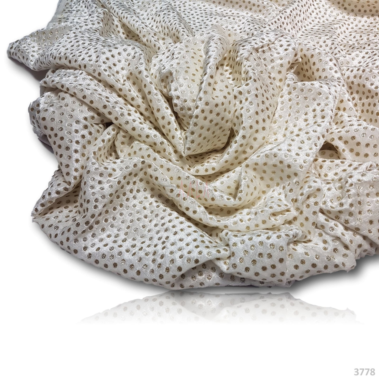 Zari Velvet Viscose 44 Inches Dyeable Per Metre 