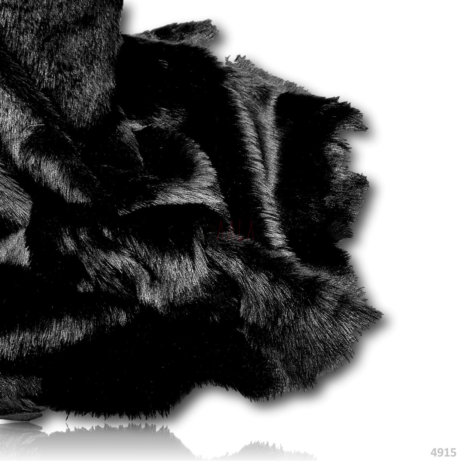 Fur Poly-ester 58 Inches Dyed Per Metre #4915