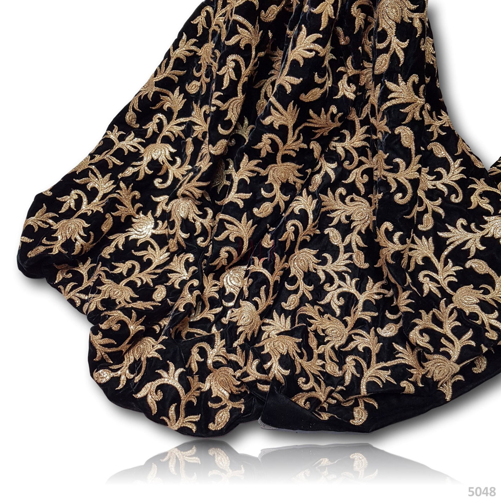 Embriodered Velvet 44 Inches Dyed Per Metre 