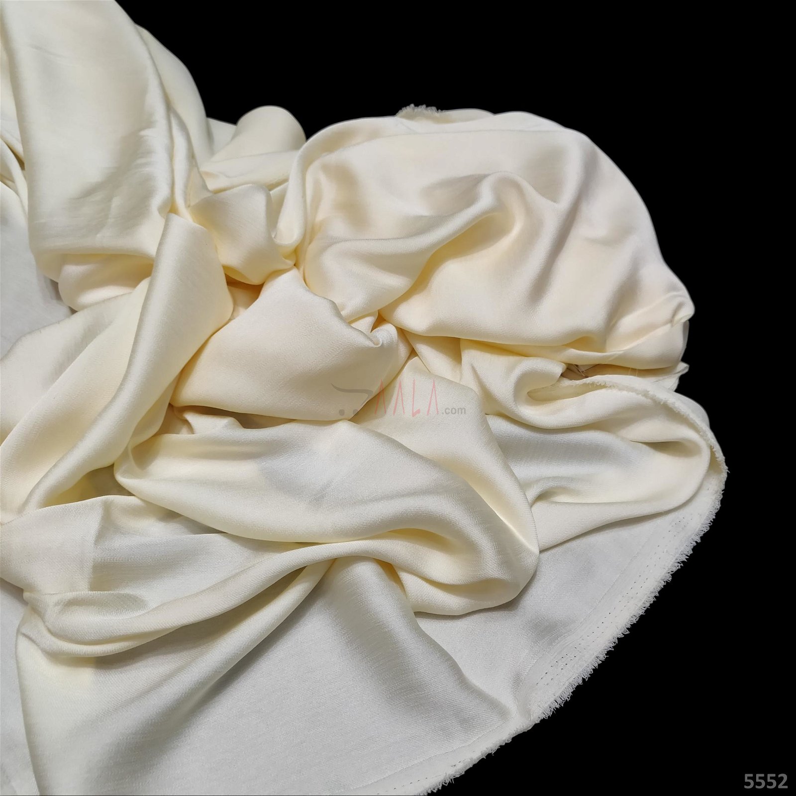 Pie Silk Satin 44 Inches Dyed Per Metre #5552