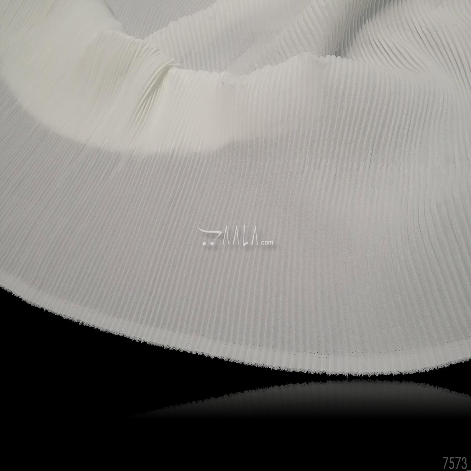 Pleated Double-Georgette Blend 58-Inches WHITE Per-Metre 
