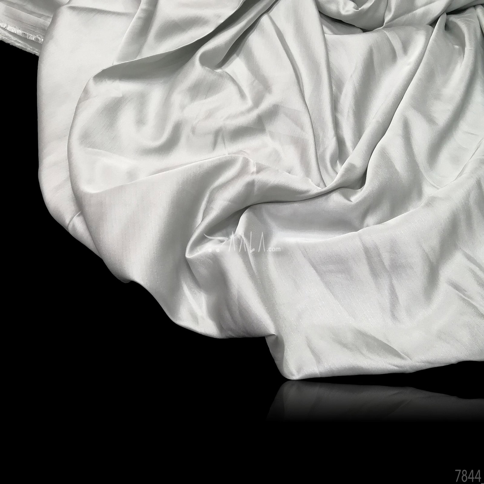 Crunchy Silk Blend 44-Inches GREY Per-Metre 
