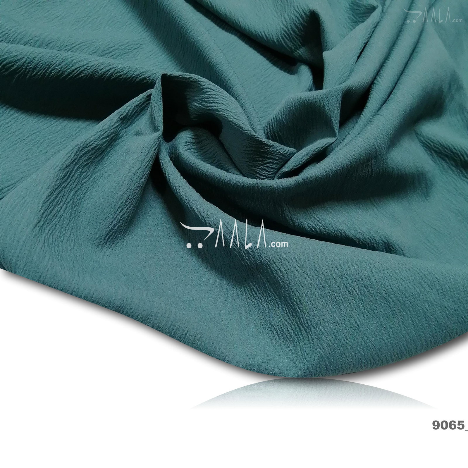 Stretch Double-Georgette Blend 58-Inches GREEN Per-Metre 