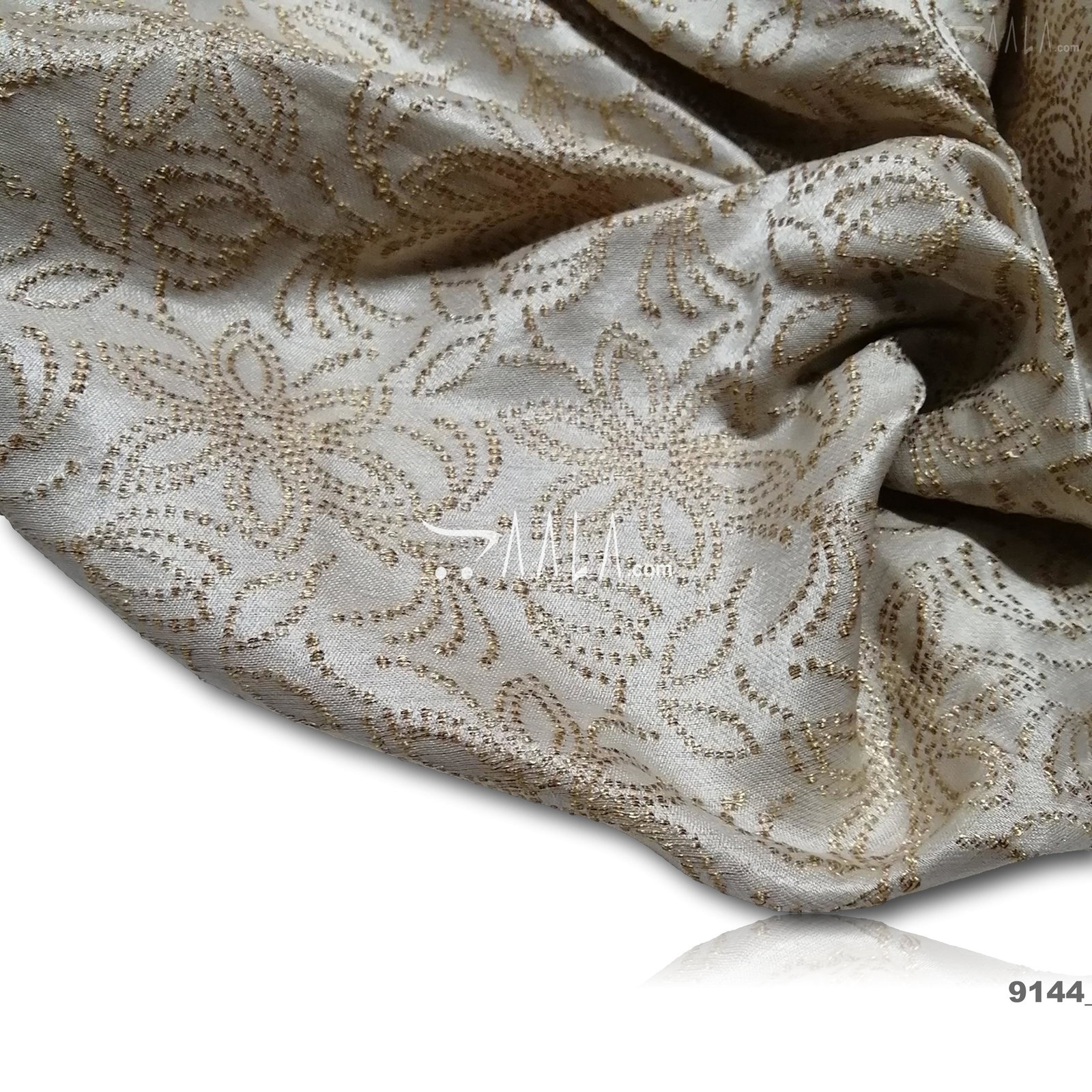 Banarsi Jamawar Viscose 44-Inches DYEABLE Per-Metre 