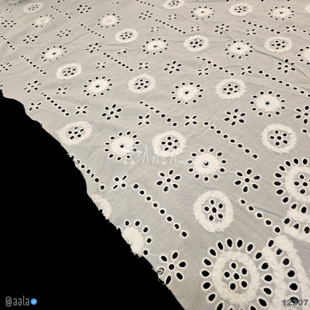 Cutwork Cotton Cotton 52-Inches WHITE Per-Metre 