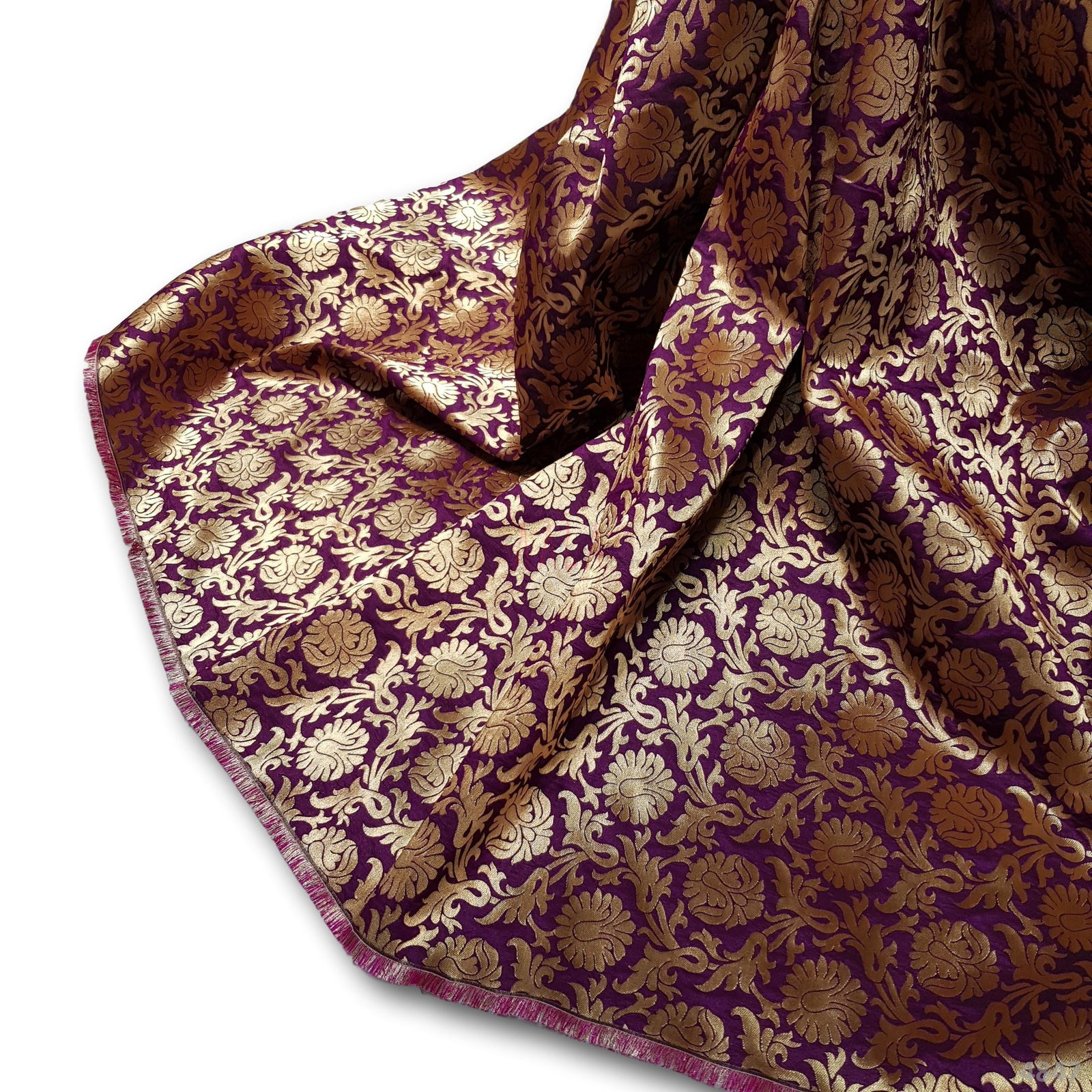 Brocade Silk 44 Inches Dyed Per Metre 