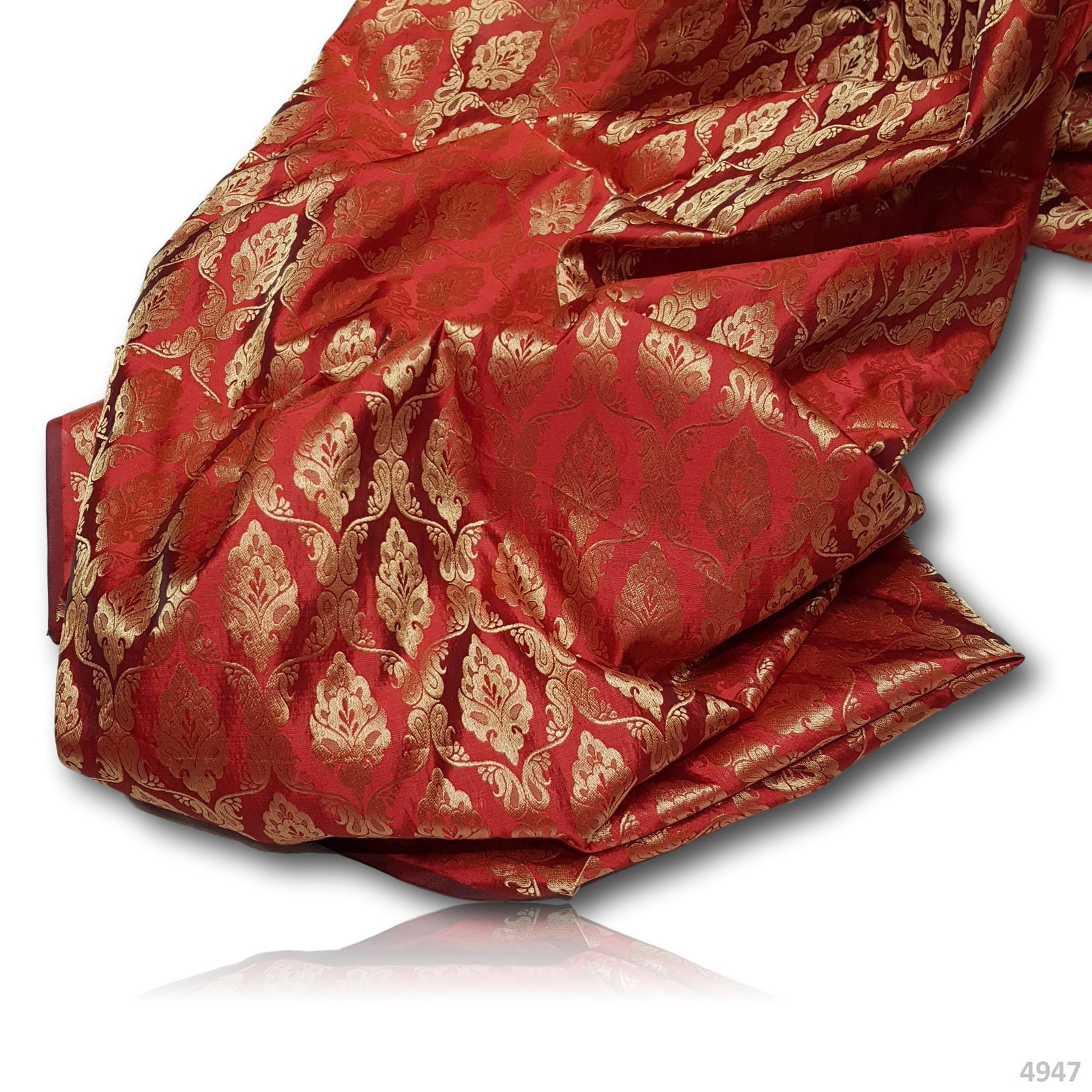 Brocade Tafetta Silk 44 Inches Dyed Per Metre 