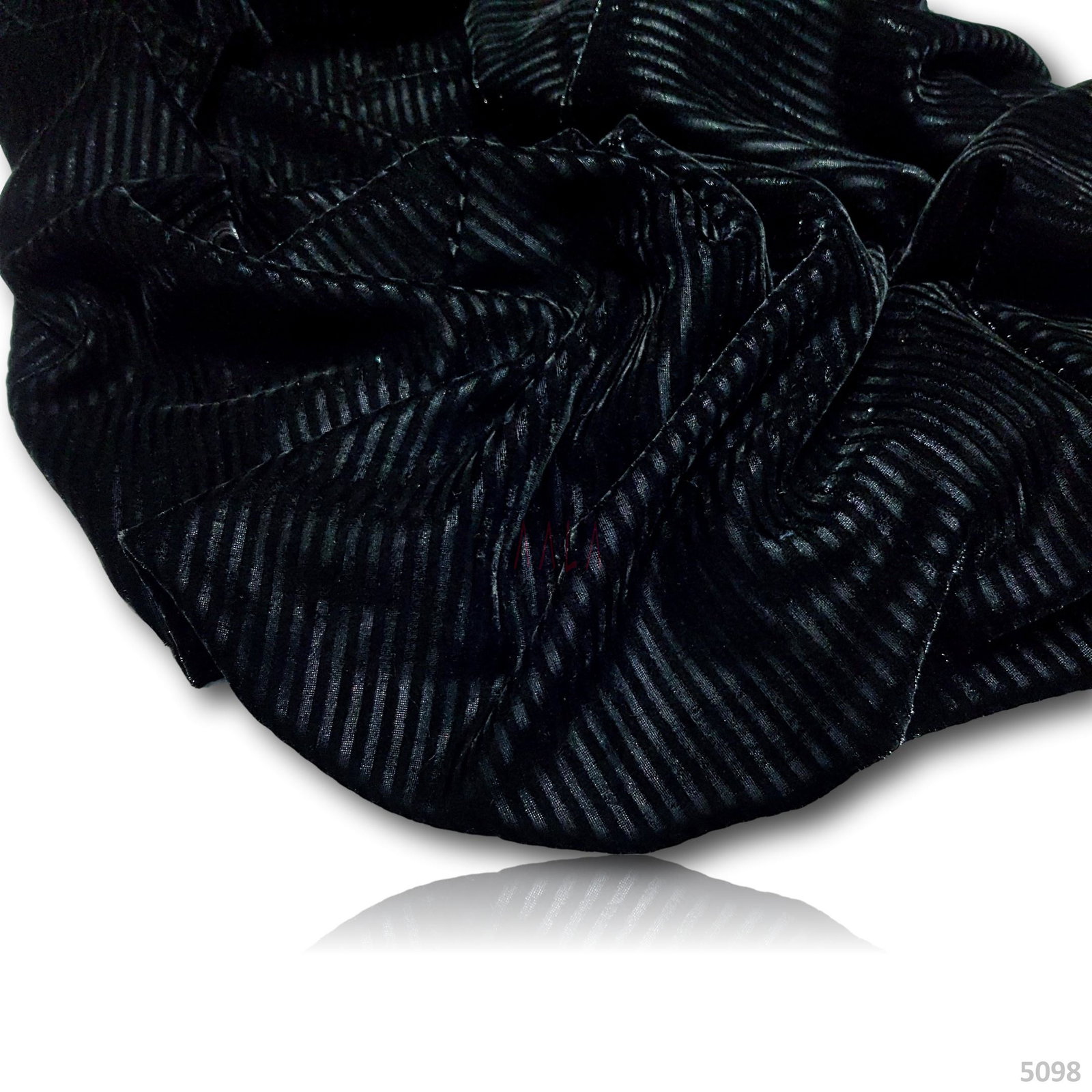Strip Micro 9000 Velvet 44 Inches Dyed Per Metre /BLACK